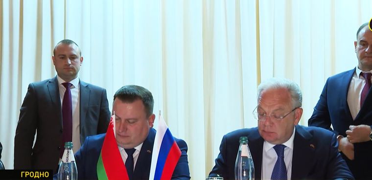 Беларусь и Россия сверили часы и обсудили перспективы военно-технического сотрудничества Беларусь и Россия сверили часы и обсудили перспективы военно-технического сотрудничества